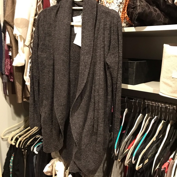 Carbon Barefoot Dreams Cardigan NWT - Picture 9 of 13